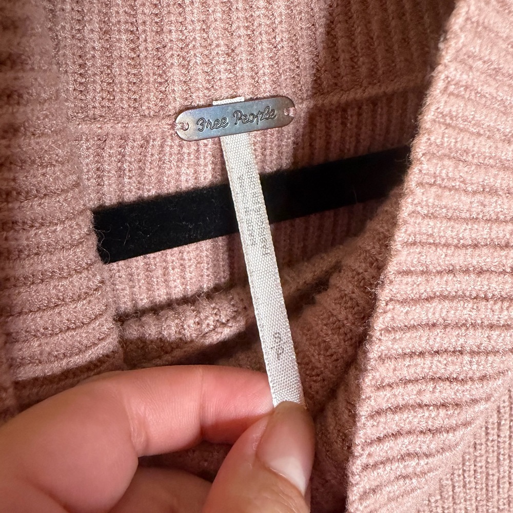 Free People Softly Structured Tunic Ribbed Sweater in Blush‎ Mauve - Picture 6 of 7